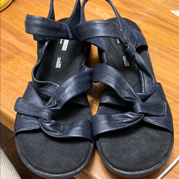 Clarks Collection Women's Navy Sandals Size 11 - Picture 1 of 4